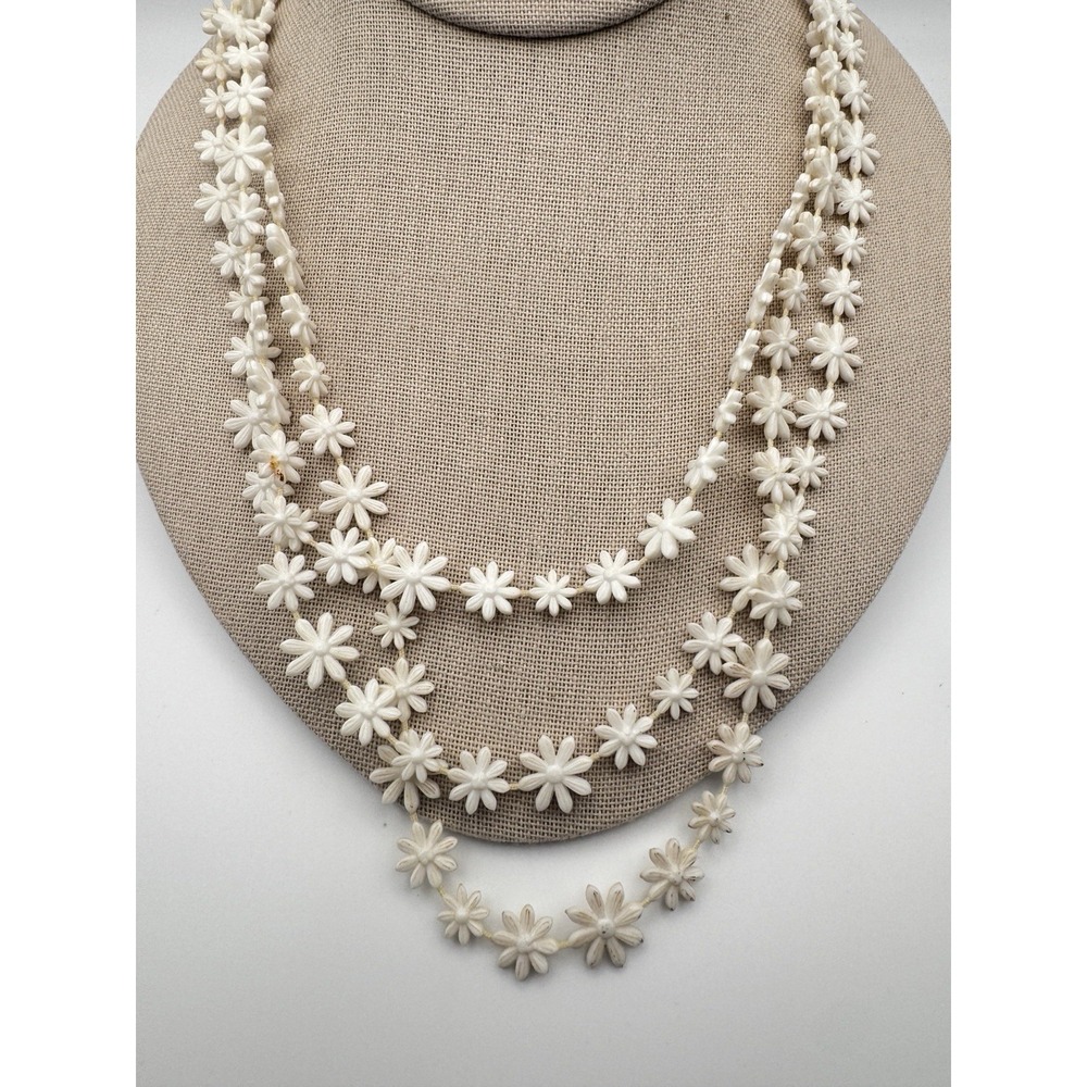 Vintage Daisy Necklace Sarah Coventry Spring Fever Flower 60" White Floral